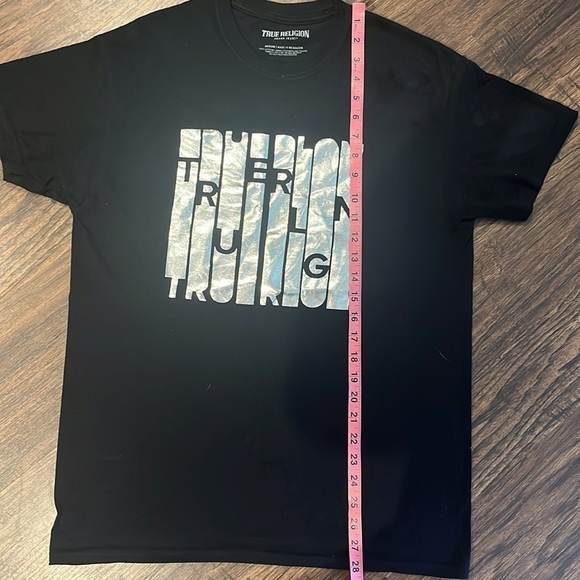 True Religion Black Metallic Foil Column Graphic Tee.  Size Medium - Picture 8 of 9
